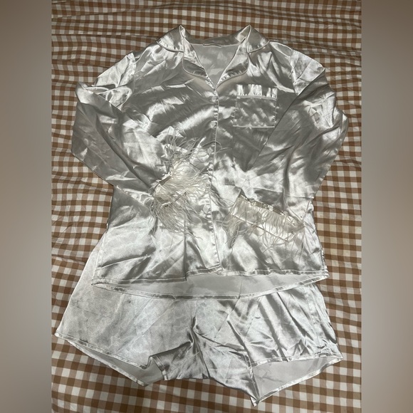 Satin bride pajamas - Picture 2 of 6